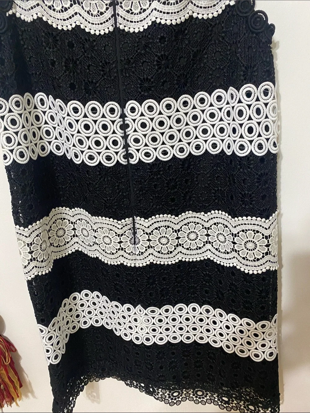 kate spade Black and White Lace Sleeveless Shift Dress